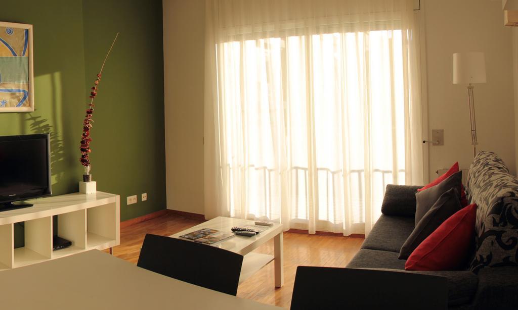 Alguera Apartments Napols Barcelona Room photo